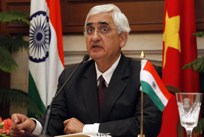 India agrees to rejoin Iran-Pakistan gas pipeline project: Khurshid