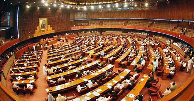 Achakzai seeks joint session of parliament to discuss anti-terror policy