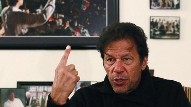 Imran says he will prefer dissolving KPK assembly rather than succumbing to blackmailing