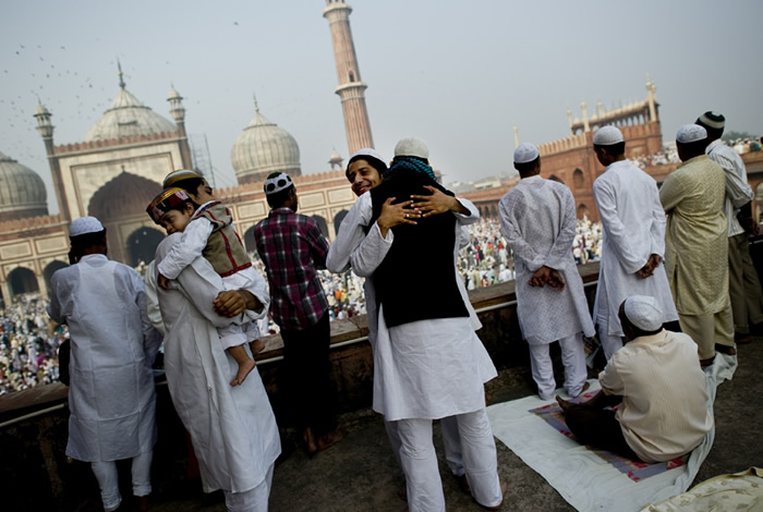 Eid-ul-Fitr 2014 to be celebrated across Pakistan tomorrow