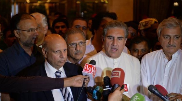 Political crises: Federal govt teams hold separate talks with PTI, PAT