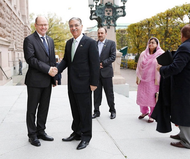 Pakistan, Sweden agree to further strengthen bilateral ties