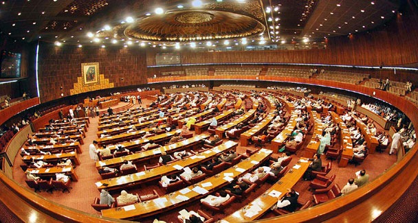 ECP suspends memberships of 211 lawmakers