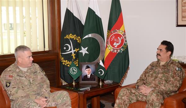 ISAF commander discuss regional security situation with Army Chief