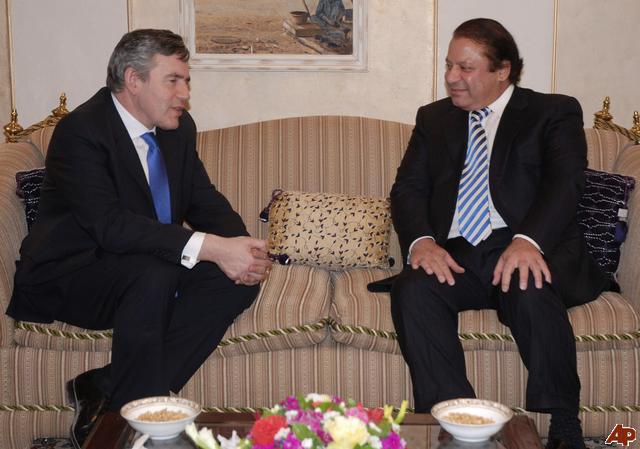 UK to collect $450 million for education in Pakistan