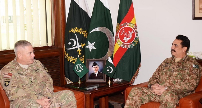ISAF Commander, COAS discuss Pak-Afghan border situation