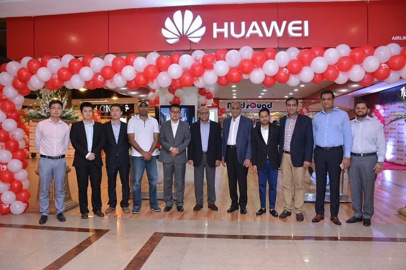 Huawei opens another brand shop in Lahore