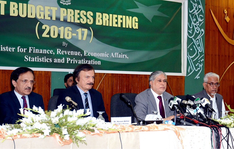 Federal Minister for Finance Senator Mohammad Ishaq Dar addressing post budget press conference in Islamabad on June 4, 2016.