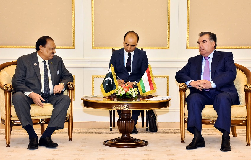 PRESIDENT MAMNOON HUSSAIN AND PRESIDENT OF TAJIKISTAN EMOMALI RAHMON IN A ONE-ON-ONE MEETING HELD ON THE SIDELINES OF MEETING OF THE HEADS OF THE SHANGHAI COOPERATION ORGANIZATION (SCO) MEMBER STATES IN TASHKENT, UZBEKISTAN ON JUNE 23, 2016.