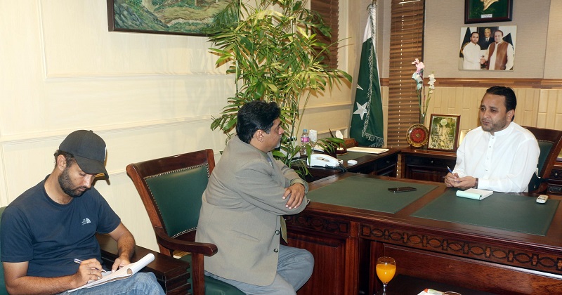 Chief Minister Gilgit-Baltistan Hafiz Hafeez-ur-Rehman during interview with DND Chief Editor Agha Iqrar Haroon and News Editor Mati Ullah Khan