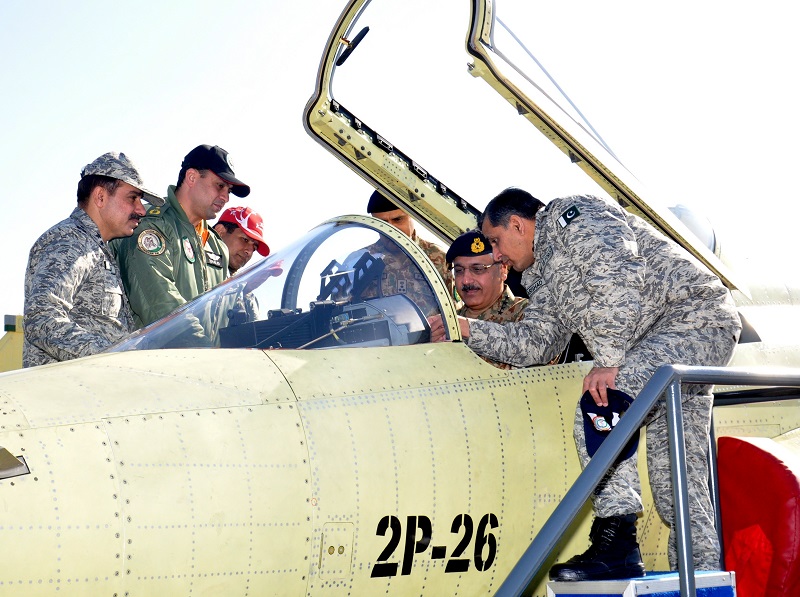 cjcsc-general-zubair-mahmood-hayat-on-tuesday-visited-pakistan-aeronautical-complex-pac-kamra